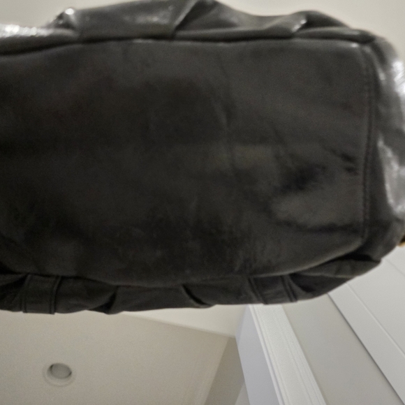 Handbag - Picture 5 of 6